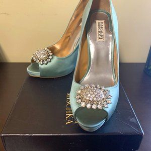 Badgley Mischka Lissa Pump
